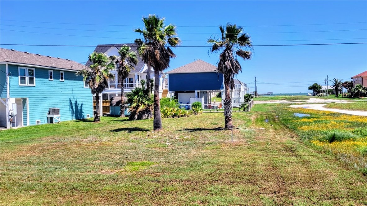 1232 S Live Oak Street Rockport TX 78382