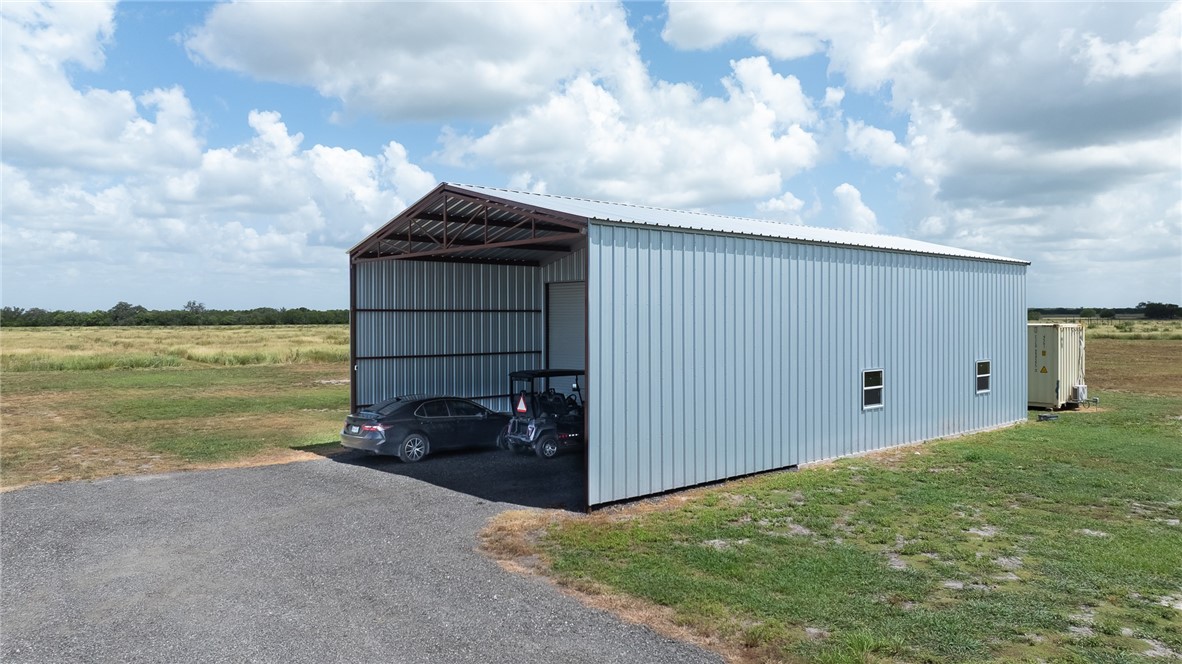 266 County Road 384 George West TX 78022