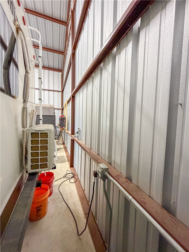 266 County Road 384 George West TX 78022
