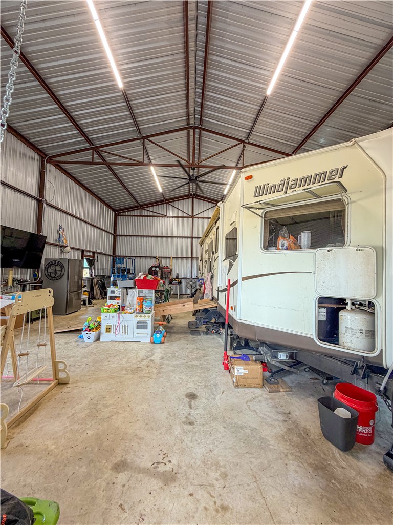 266 County Road 384 George West TX 78022