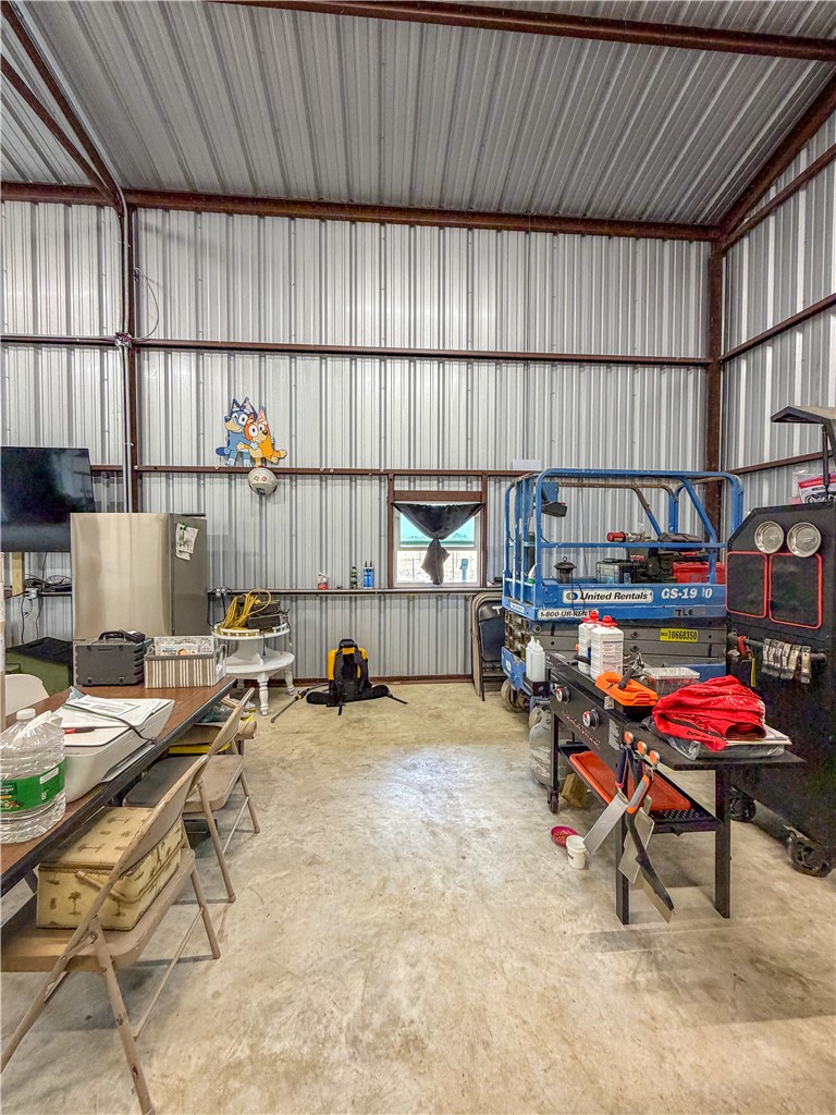 266 County Road 384 George West TX 78022