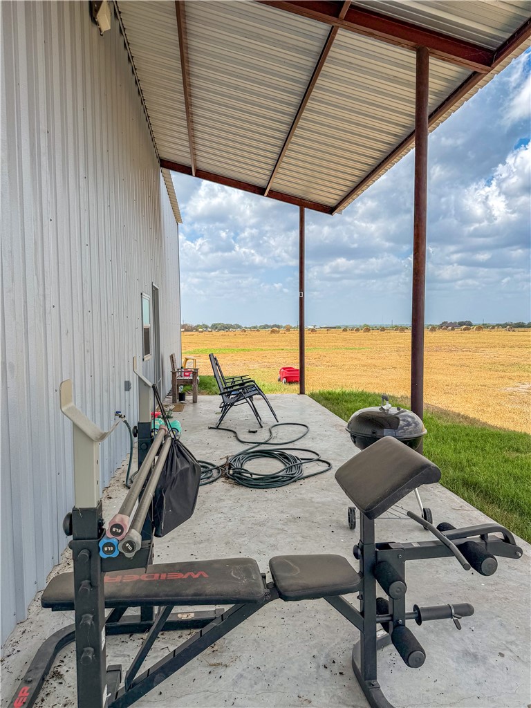 266 County Road 384 George West TX 78022