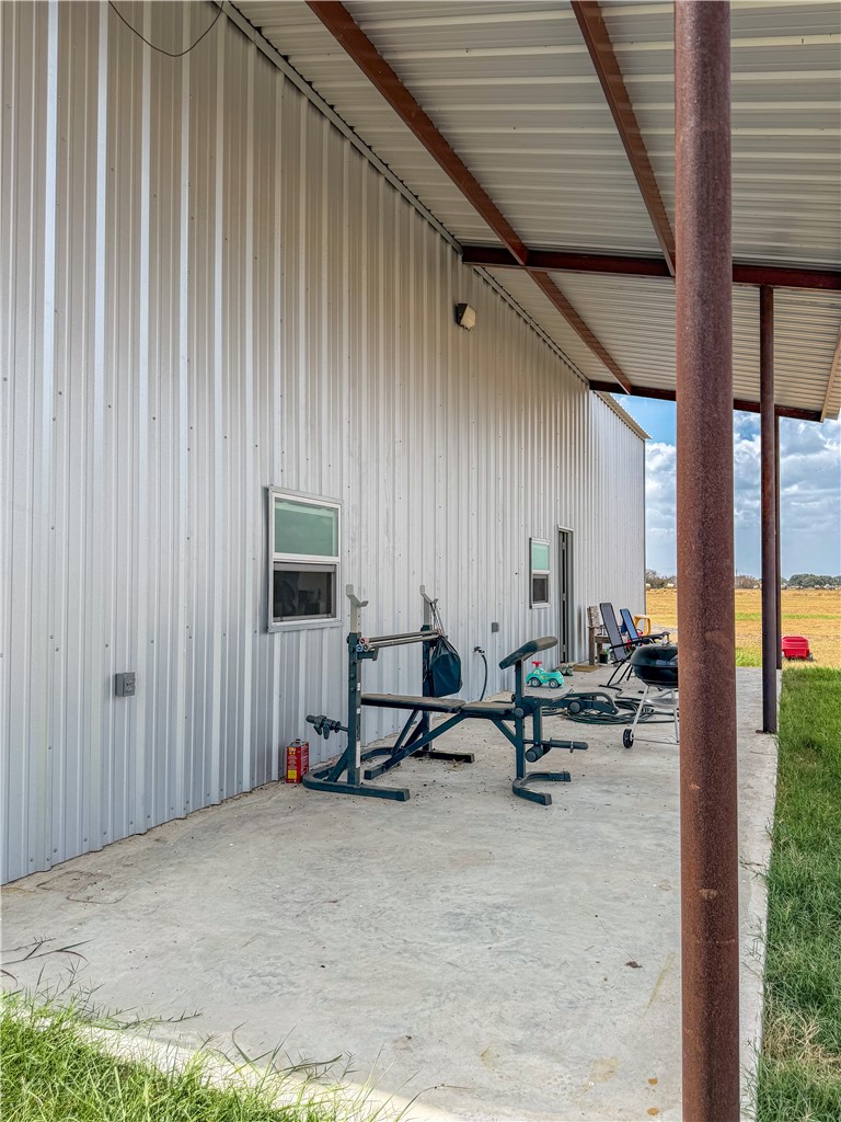 266 County Road 384 George West TX 78022