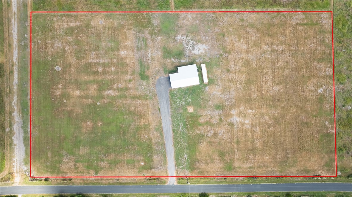 266 County Road 384 George West TX 78022