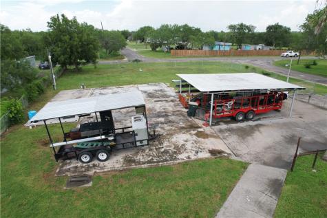 24727 County Road 320 Mathis TX 78368