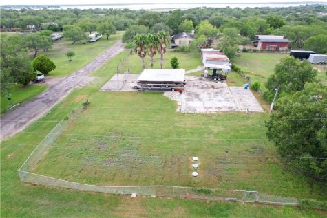 24727 County Road 320 Mathis TX 78368