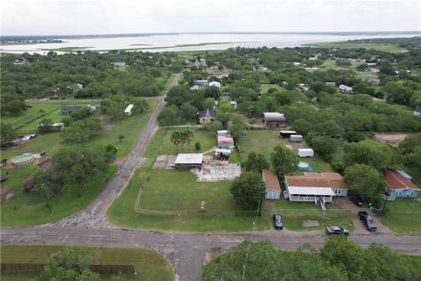 24727 County Road 320 Mathis TX 78368