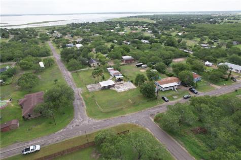 24727 County Road 320 Mathis TX 78368