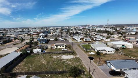 216 E Roberts Avenue Port Aransas TX 78373
