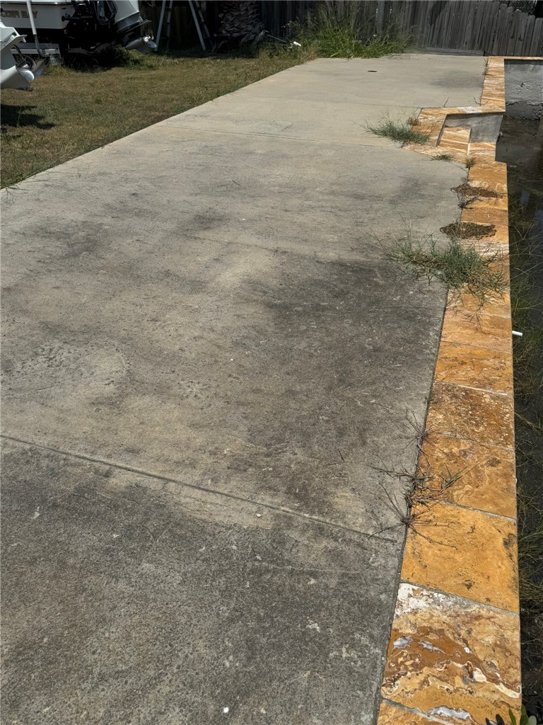 4037 Laguna Shores Corpus Christi TX 78418