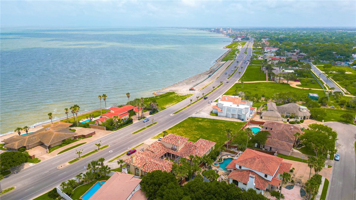 3645 Ocean Drive Corpus Christi TX 78411