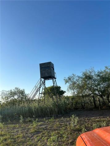 #694 Us-281 Highway Falfurrias TX 78355