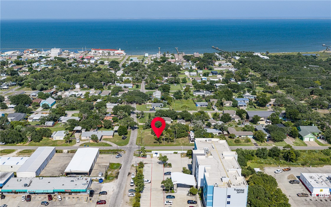 606 Fulton Avenue Rockport TX 78382