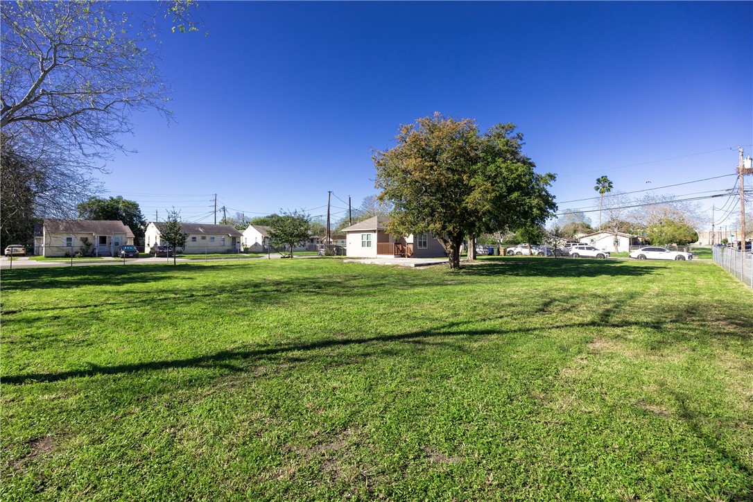 609 21st Street Corpus Christi TX 78405