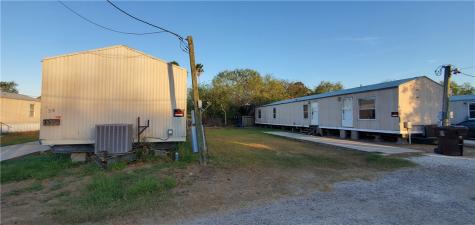 1131 W Kenedy Avenue Kingsville TX 78363