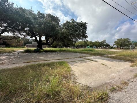523 W Wheeler Avenue Aransas Pass TX 78336