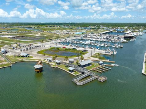 00 E Highland Avenue Aransas Pass TX 78336