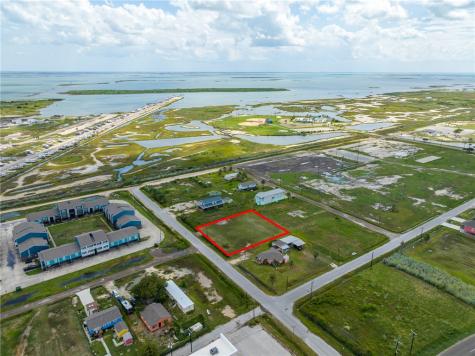 00 E Highland Avenue Aransas Pass TX 78336