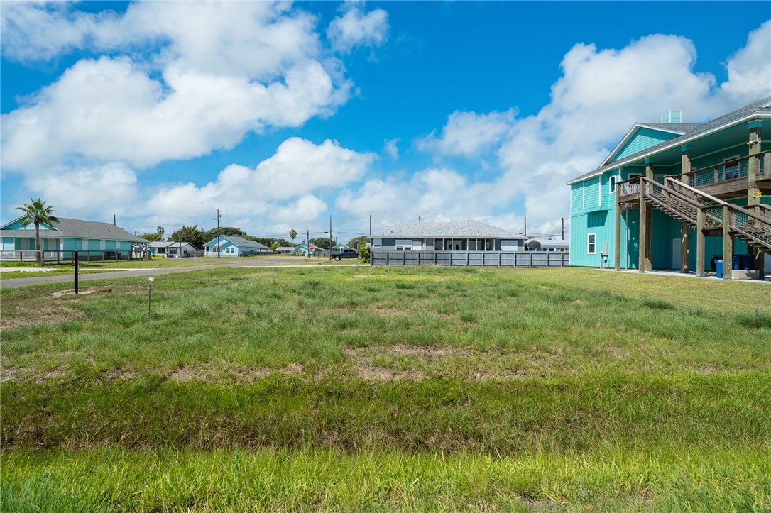 810 E James Street Rockport TX 78382