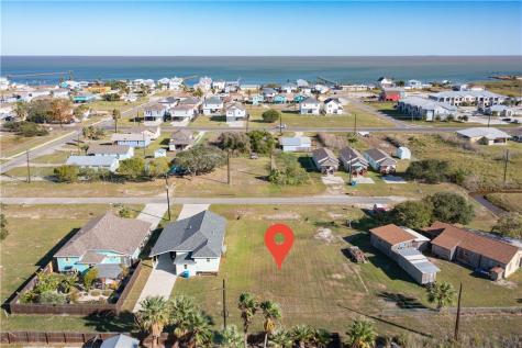 1511 S Pearl Street Rockport TX 78382