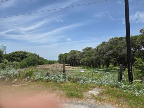 2761 State Highway 35 Bypass Rockport TX 78382
