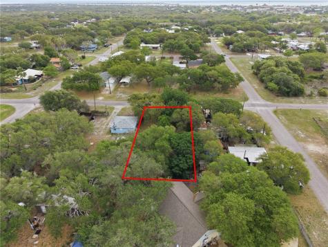 707-709 N Terry Street Rockport TX 78382