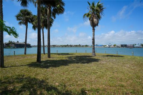 37 Riviera Drive Rockport TX 78382