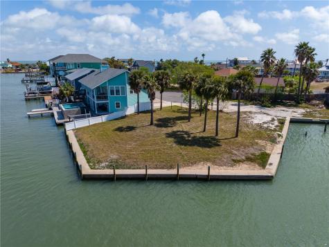 37 Riviera Drive Rockport TX 78382