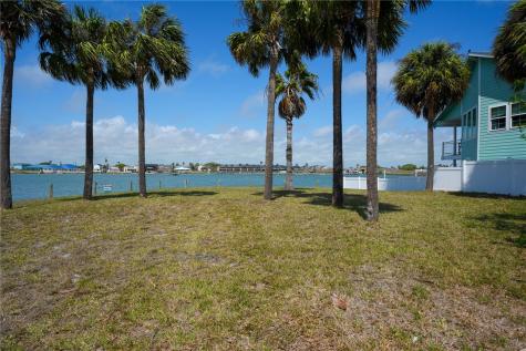 37 Riviera Drive Rockport TX 78382