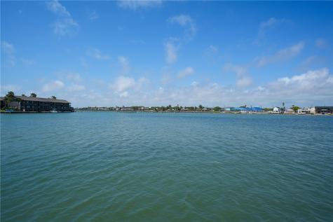 37 Riviera Drive Rockport TX 78382
