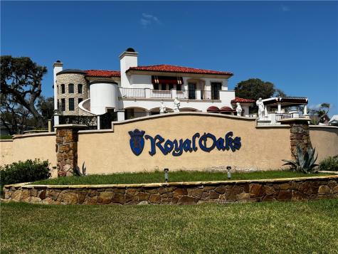 2302 Royal Oaks Fulton TX 78358