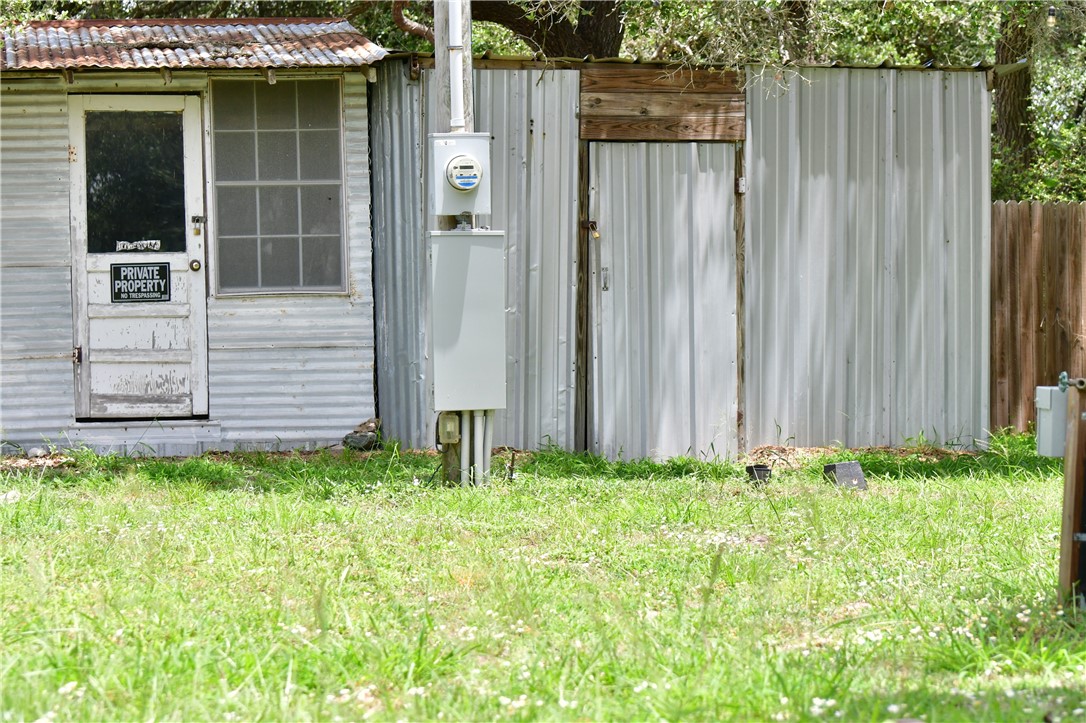 304 Traylor Avenue Rockport TX 78382