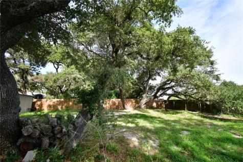 304 Traylor Avenue Rockport TX 78382