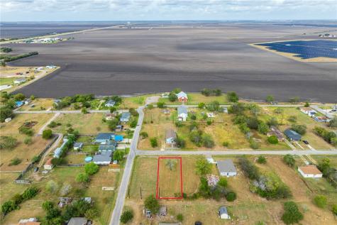 606 Porter Street Taft TX 78390