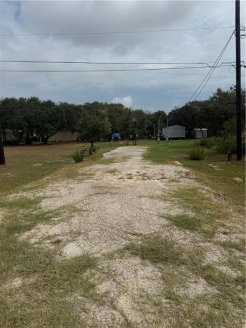 818 Traylor Avenue Rockport TX 78382