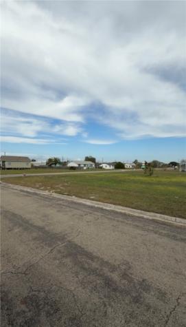 260 E Deberry Avenue Aransas Pass TX 78336