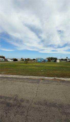 260 E Deberry Avenue Aransas Pass TX 78336
