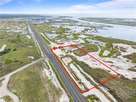 3312 Highway 35 S Rockport TX 78382