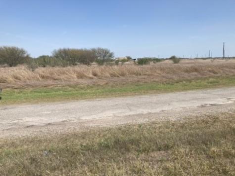 355 County Road 354 Orange Grove TX 78372
