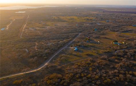 22364 Private Road 1080 Mathis TX 78368