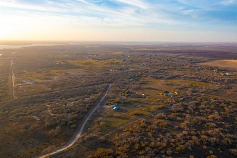 22364 Private Road 1080 Mathis TX 78368