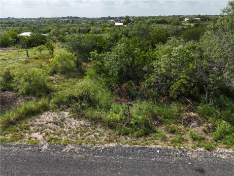 106 & 108 Navaho Sandia TX 78383