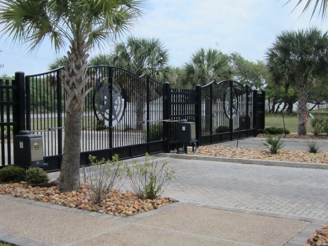 108 Frontenac Rockport TX 78382