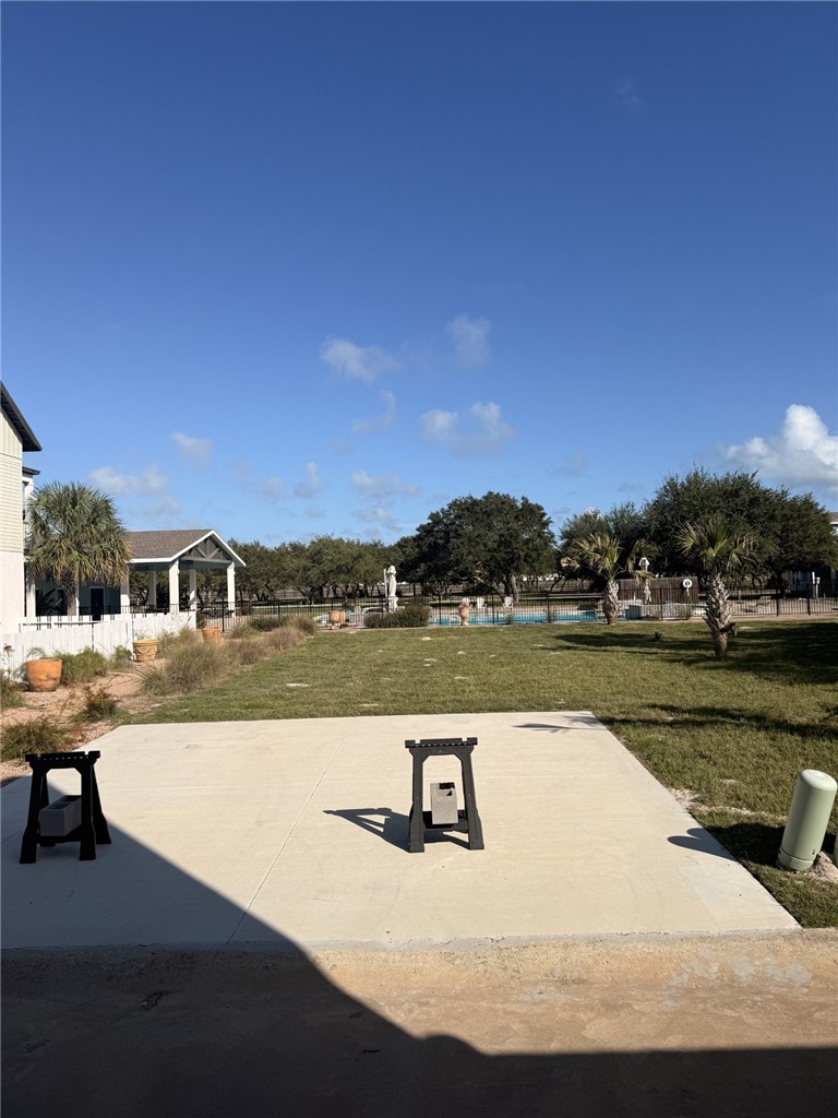 108 Frontenac Rockport TX 78382