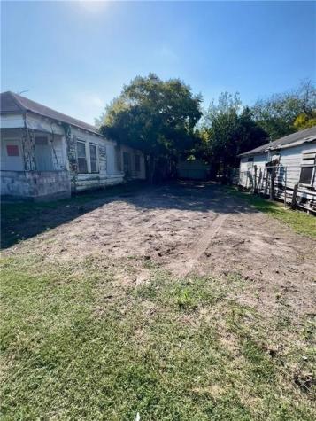 217 Spruce Street Corpus Christi TX 78408