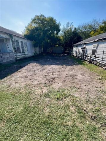 217 Spruce Street Corpus Christi TX 78408