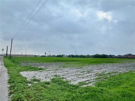 00 Us Highway 77 & Schubert Drive Kingsville TX 78363
