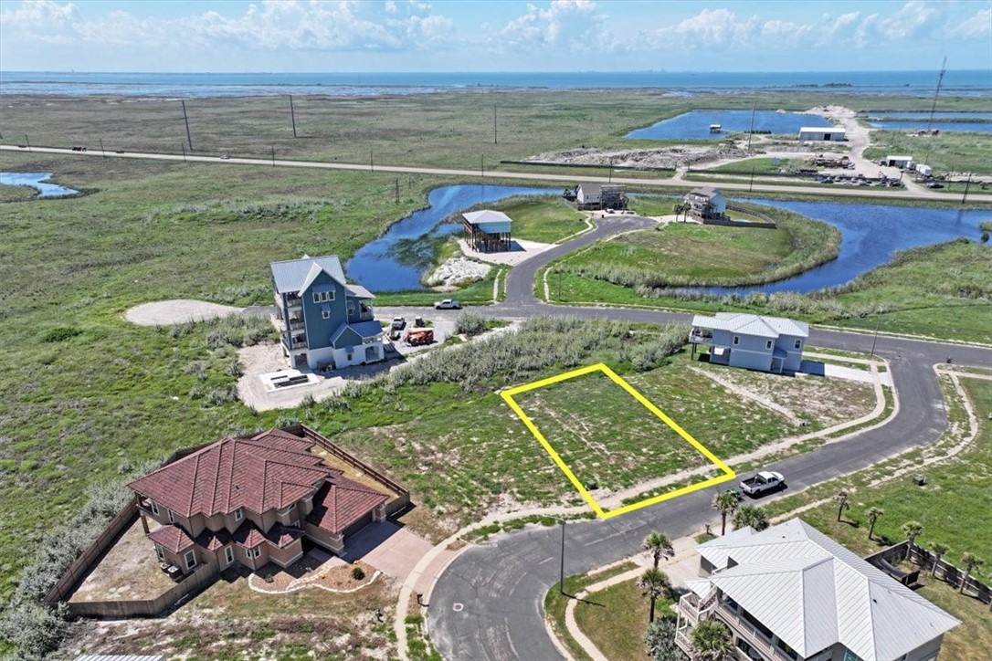 137 Bikini Drive Port Aransas TX 78373