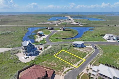 137 Bikini Drive Port Aransas TX 78373