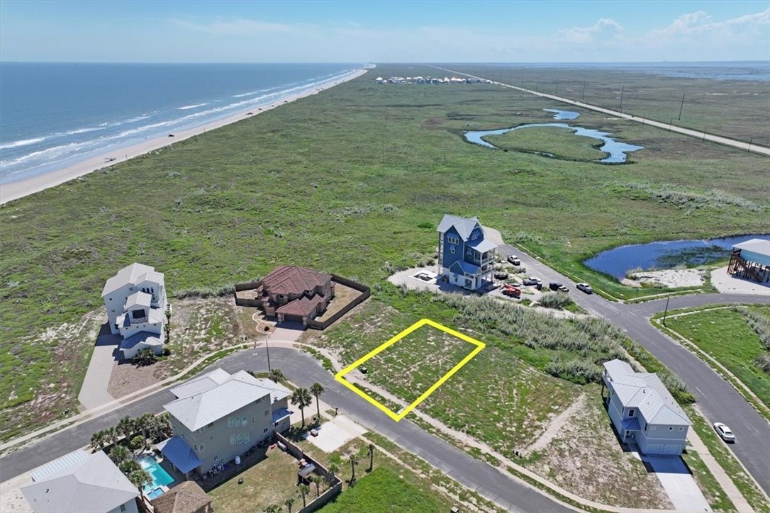 137 Bikini Drive Port Aransas TX 78373
